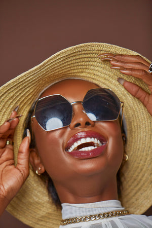 Alidon's Guide to Professional Teeth Cleaning at Home